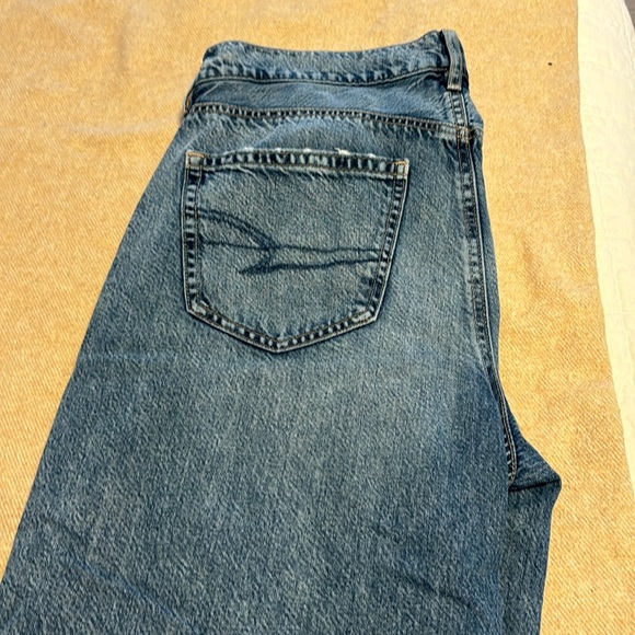 American eagle jeans. Wide leg with distressing at bottom. - Picture 3 of 5